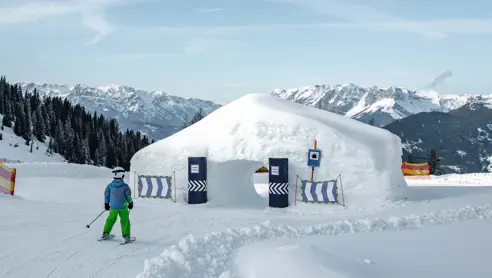 Familievenligt skiområde i ØStrig med funpark, funslopes og god sne