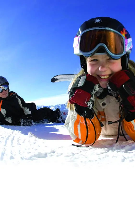 Snowboard for børn i alperne