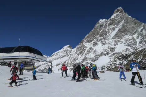 VALLE D AOSTA Sciatori Breuil Cervinia (Foto Enrico Romanzi) 0440