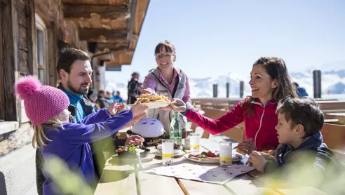 Restaurant på pisten med udsigt Serfaus Fiss Ladis