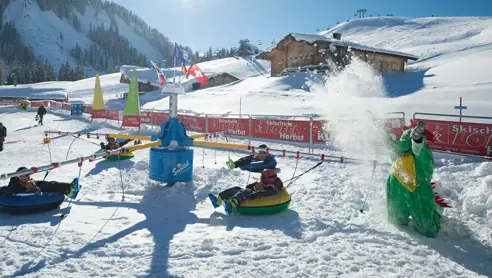 Godt børneområde med skiskole og aktiviteter for børn Lofer