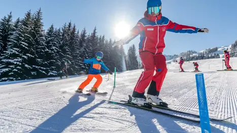 Skiskole for hele familien i Maria Alm