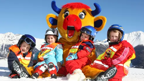 SFL Kinder Mit Kuh Berta C Skischule Fiss Ladis