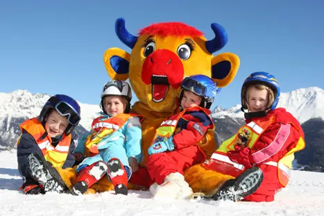 SFL Kinder Mit Kuh Berta C Skischule Fiss Ladis