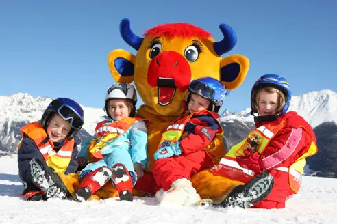 SFL Kinder Mit Kuh Berta C Skischule Fiss Ladis