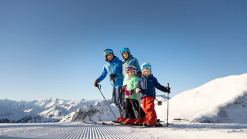 Familienurlaub Family Holiday Skicircus Saalbach Hinterglemm Leogang Fieberbrunn(1)