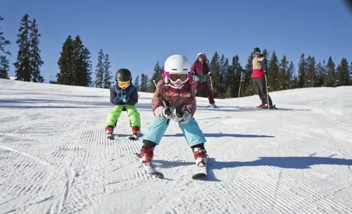 Familie Im Skicircus Saalbach Hinterglemm Leogang Fieberbrunn (4)