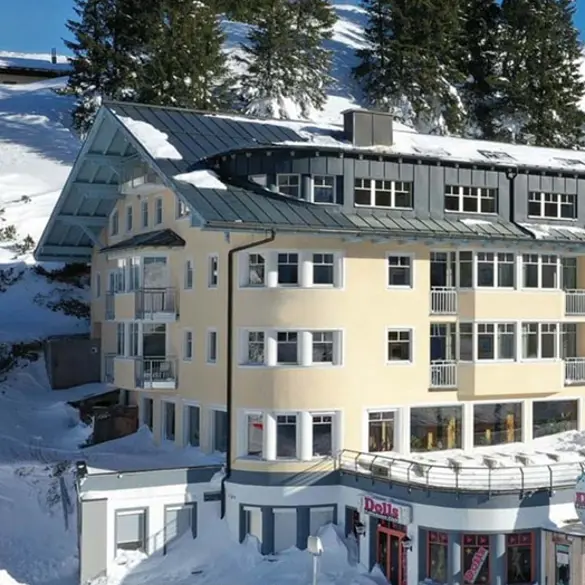 Hotel Aurora Inspiration 524X810 (1)