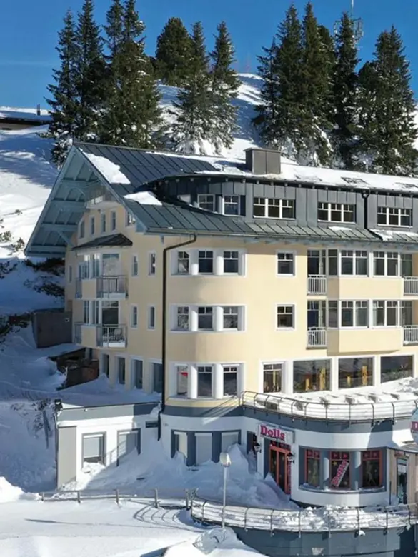 Hotel Aurora Inspiration 524X810 (1)