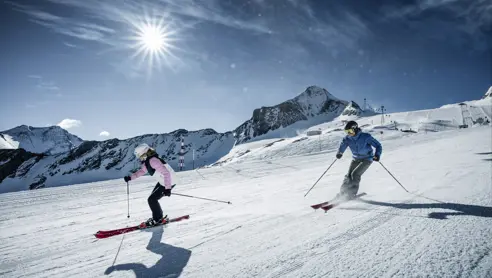 Pistenskifahren Am Gletscher (C) Kitzsteinhorn.F18ea523 Medium