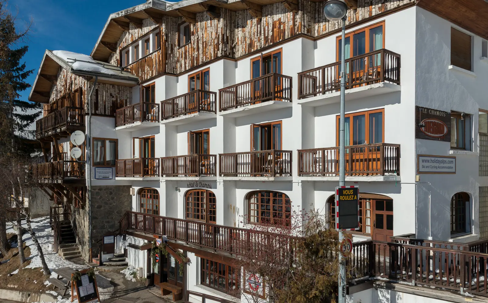 Seng på 4-sengsværelse i to rum (enkeltsenge) (Hotel Le Refuge)