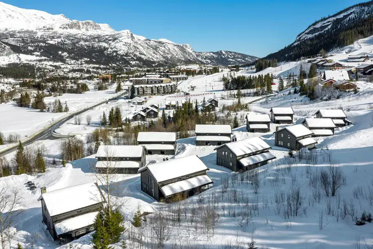 Rådyrlia 15 Type a. Lejl. til max 16 personer. 6 sovevær. (144 kvm)