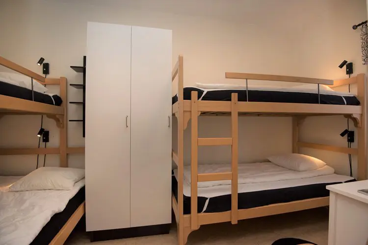 Hundfjällscenter 305 Type r. Lejl. til max 8 personer. 2 sovevær. (54 kvm)