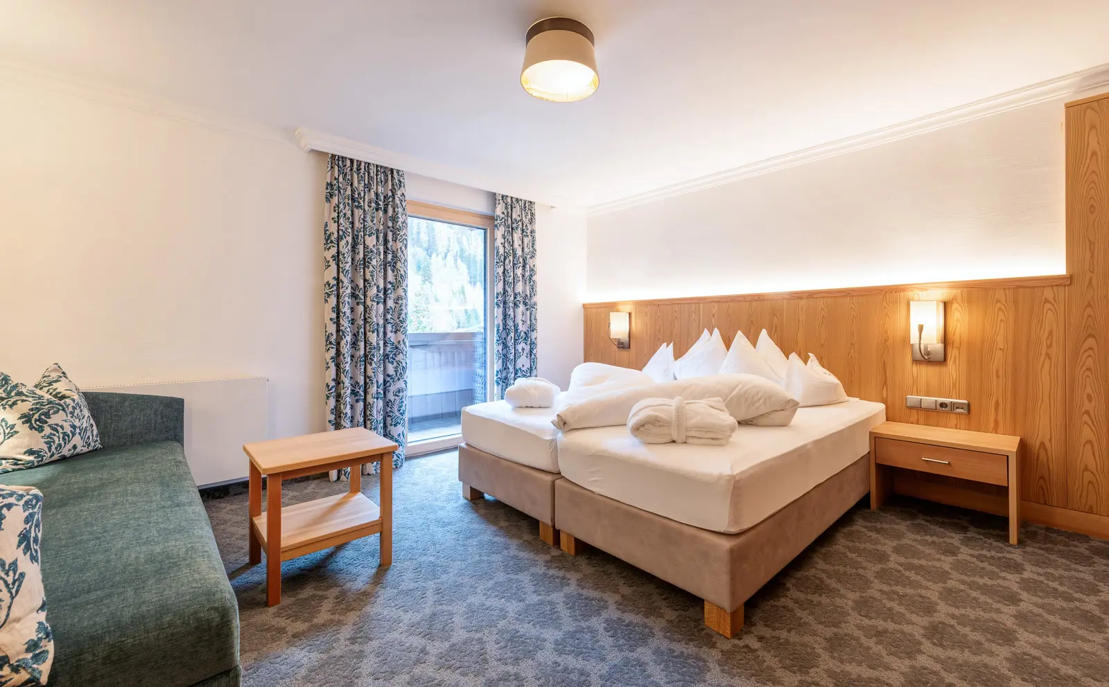 Heart Hotel Arlberg Room