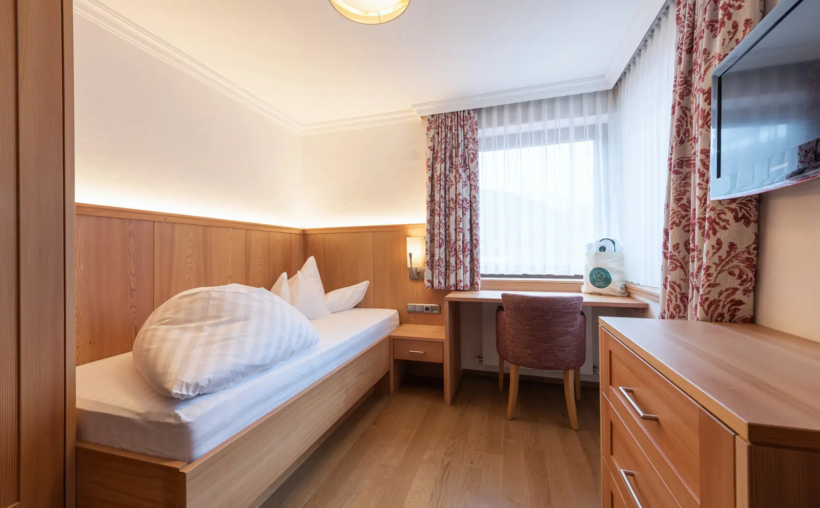 Heart Hotel Arlberg Room