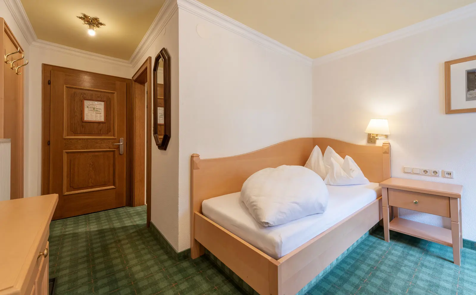 Heart Hotel Arlberg Room