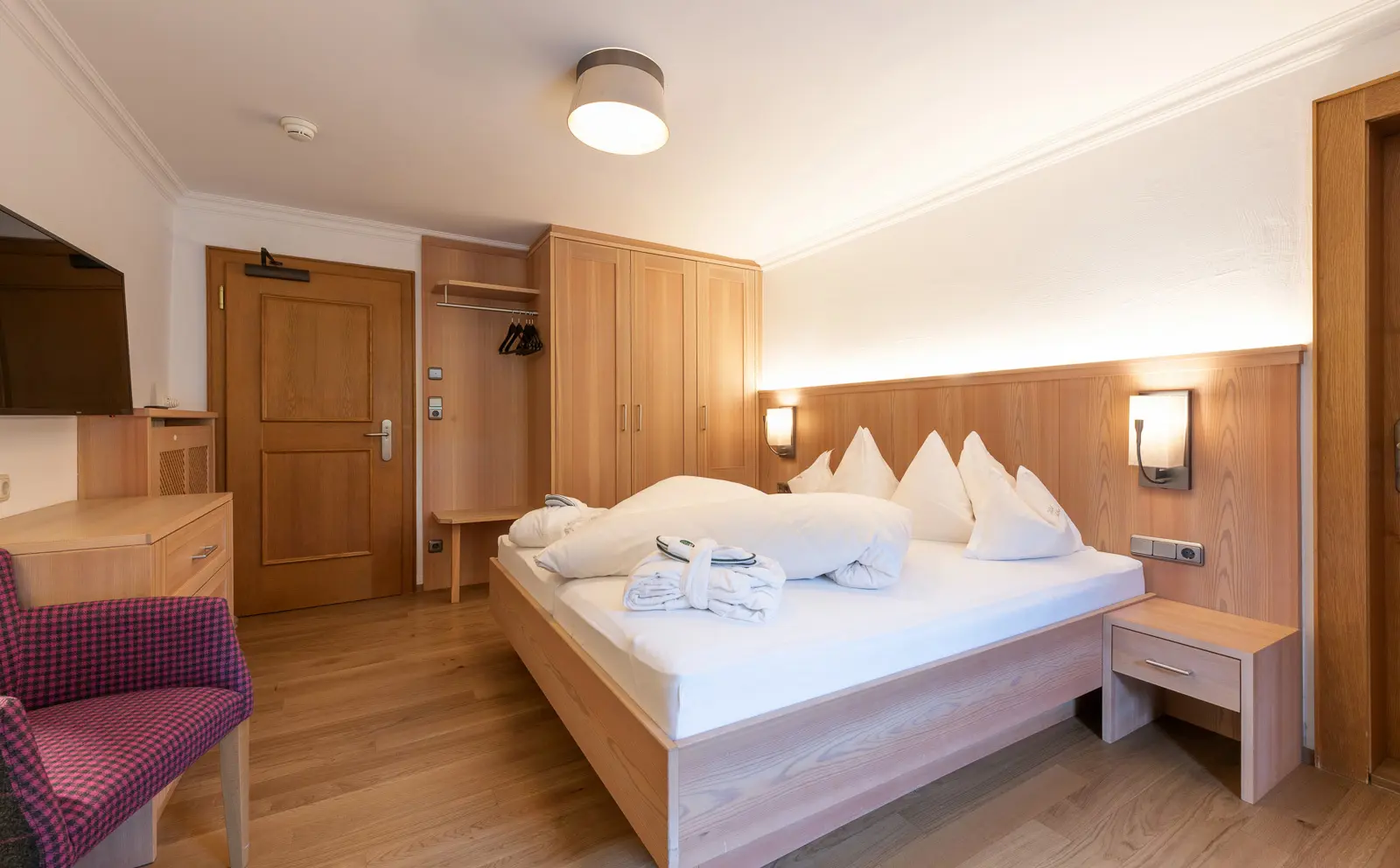 Heart Hotel Arlberg Room