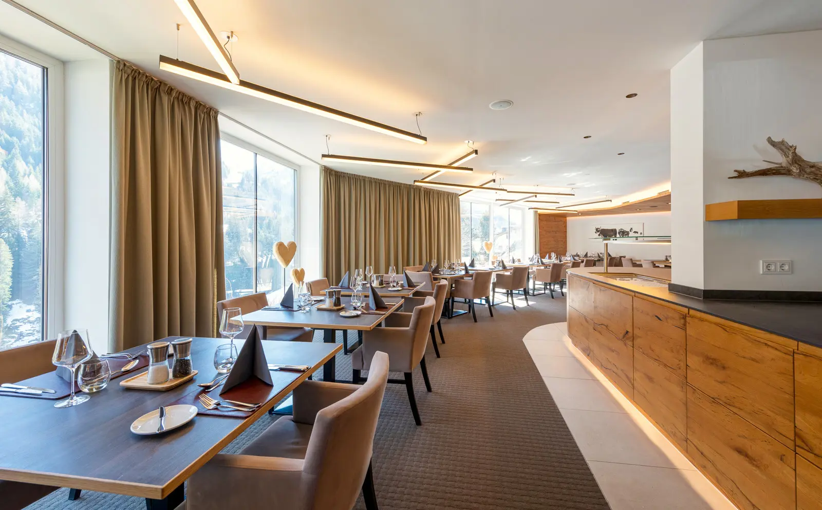 Heart Hotel Grischuna