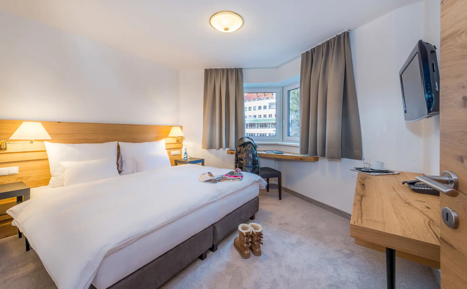 Heart Hotel Grischuna Room