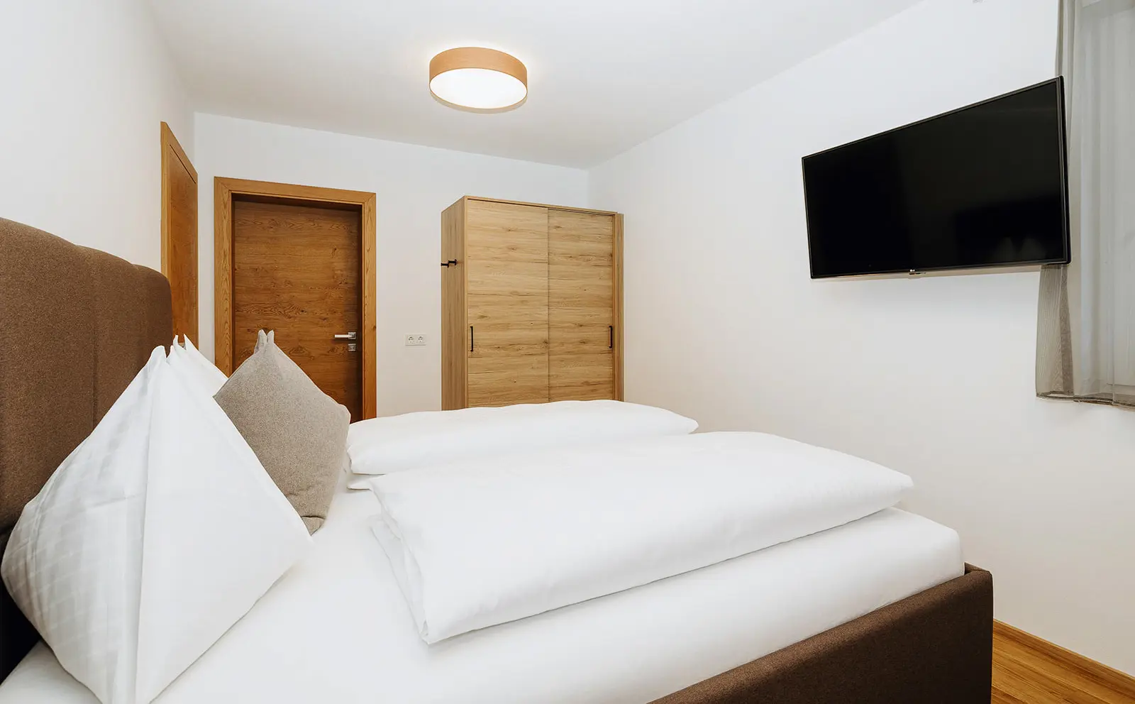 5 værelses lejlighed 8-12 personer