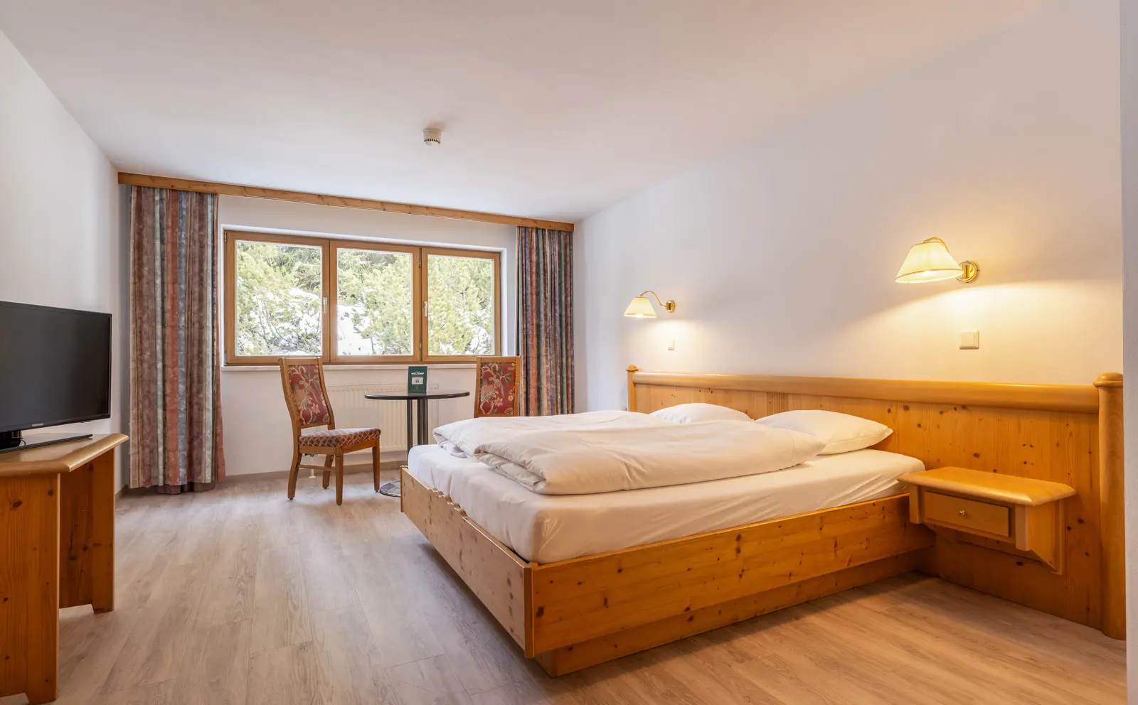 Större rum i 2 våningar för upp till 6 personer