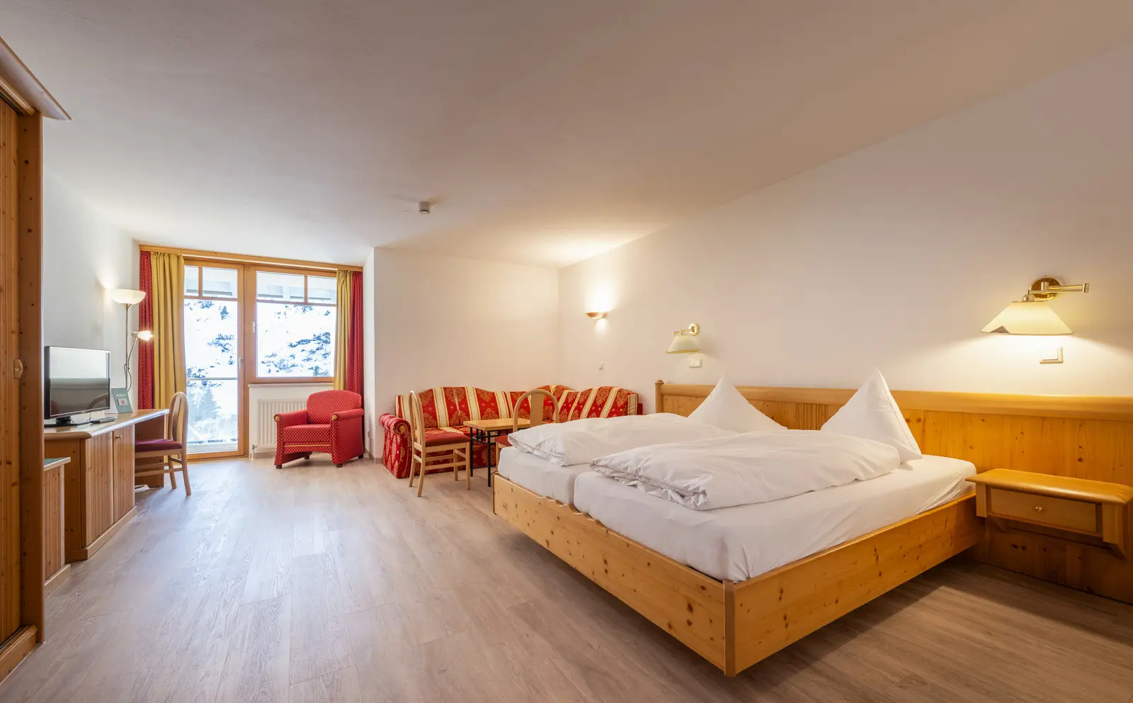 Dobbeltværelse med balkon og mulighed for en opredning 