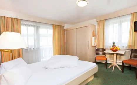 hotel-tyrol-zimmer-01.gif