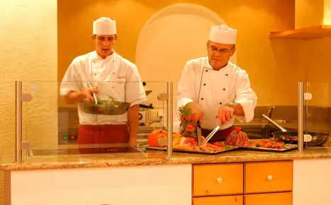 Solden-Hotel-Tyrol-7.gif